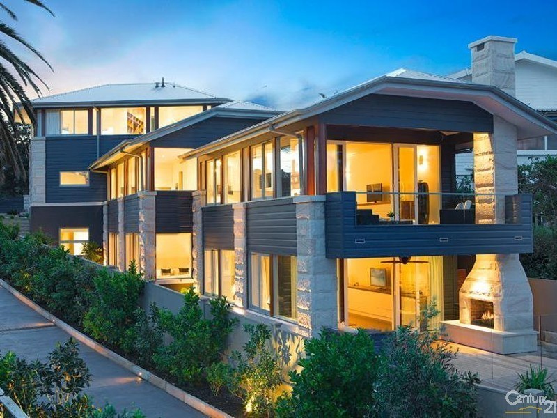 31 Beach Road, Collaroy NSW 2097