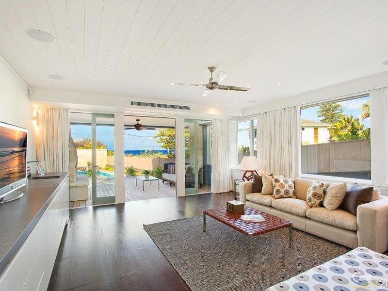 31 Beach Road, Collaroy NSW 2097