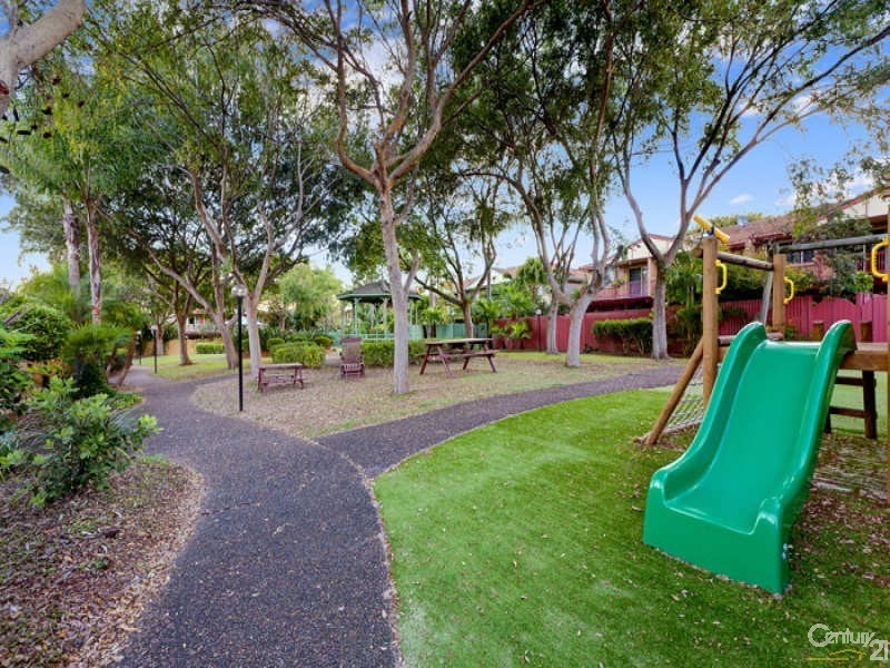 12/26 Macpherson Street, Warriewood NSW 2102