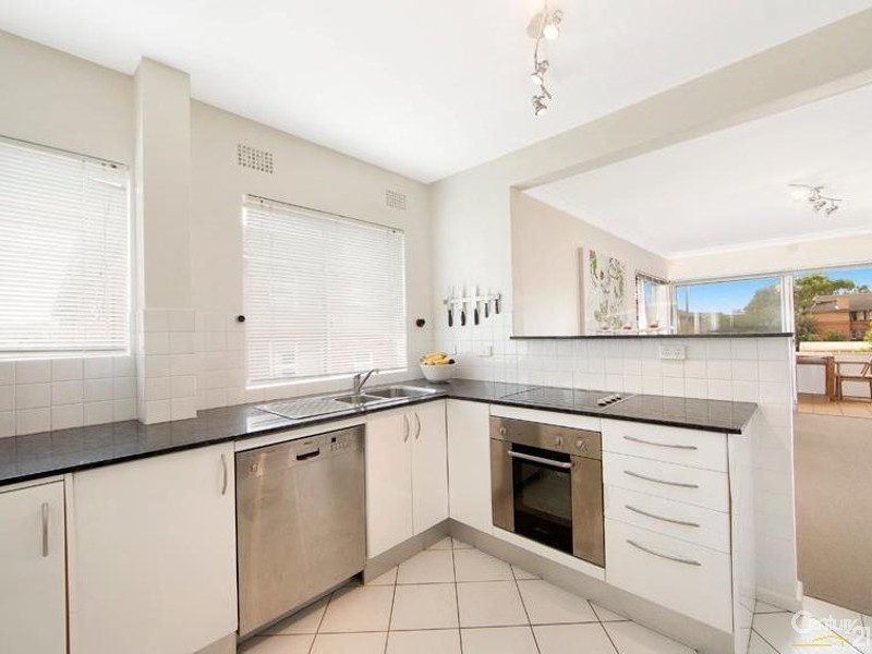 4/16 Avon Road, Dee Why NSW 2099