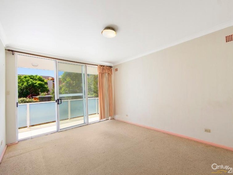 8/14 Regent Street, Dee Why NSW 2099