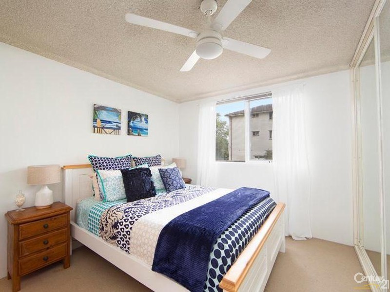 2/19 Holborn Avenue, Dee Why NSW 2099