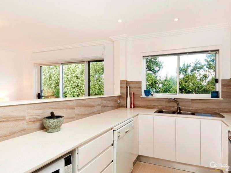 17/18 The Darley Street East, Mona Vale NSW 2103