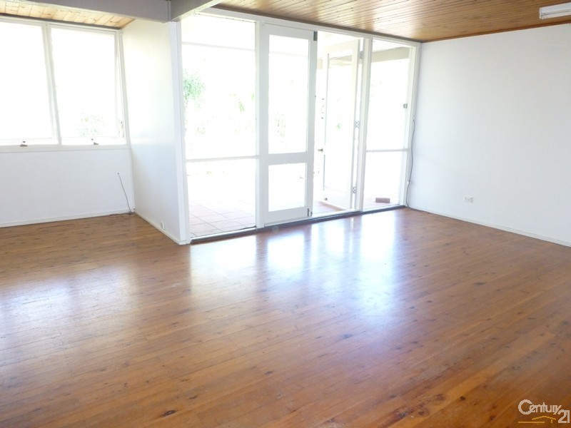 22 Bertana Crescent, Warriewood NSW 2102