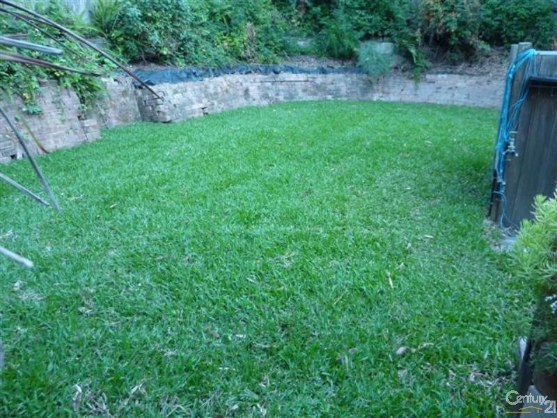 22 Bertana Crescent, Warriewood NSW 2102