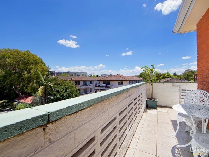 7/52 Oaks Avenue, Dee Why NSW 2099