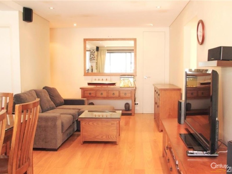 8/95 Pacific Parade, Dee Why NSW 2099