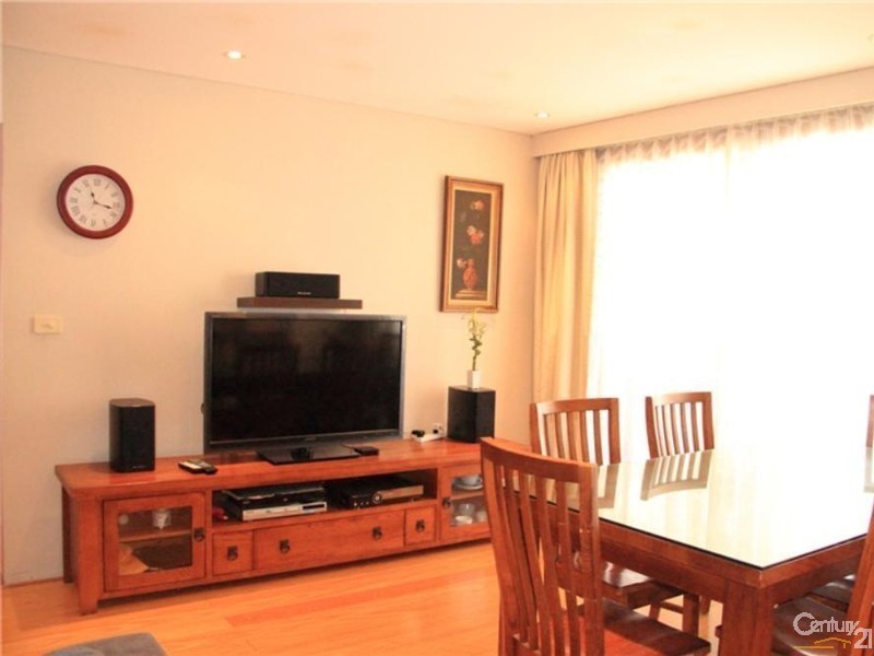 8/95 Pacific Parade, Dee Why NSW 2099