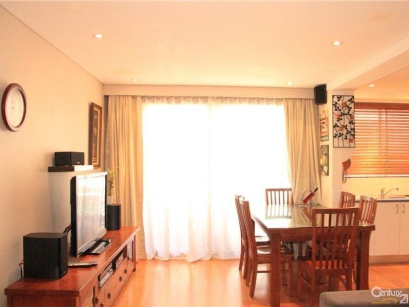 8/95 Pacific Parade, Dee Why NSW 2099