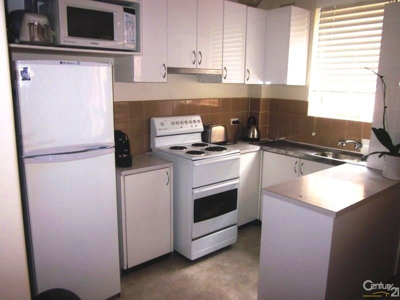 2/89 Pacific Parade, Dee Why NSW 2099