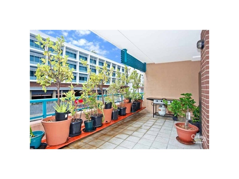 2/1-3 Sturdee Parade, Dee Why NSW 2099