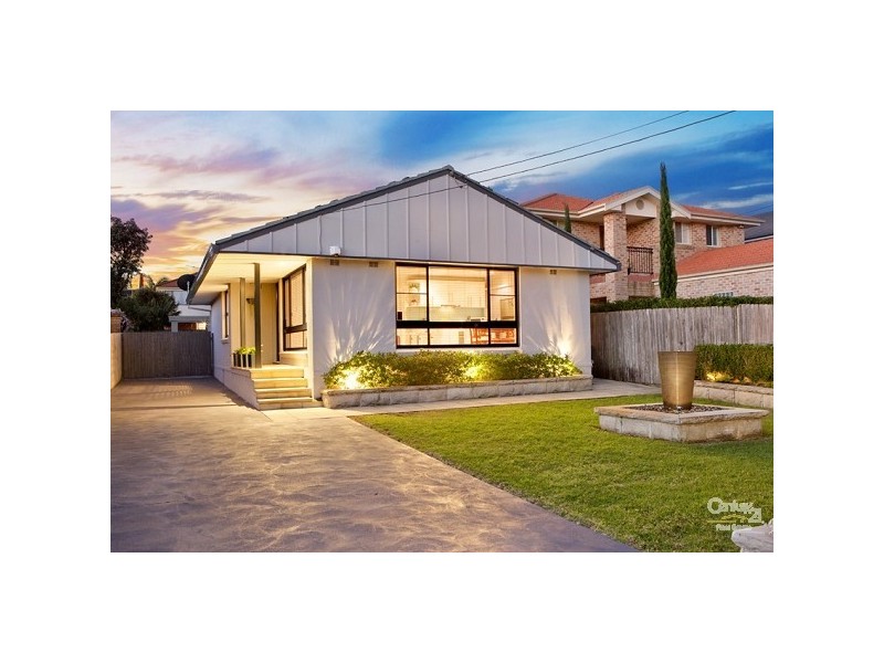 62 Parr Parade, Narraweena NSW 2099