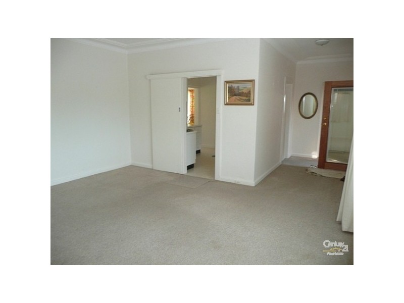 23 Oxford Falls Road, Beacon Hill NSW 2100