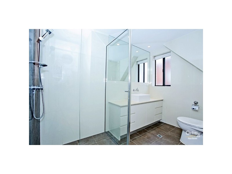 2/139 Pacific Parade, Dee Why NSW 2099