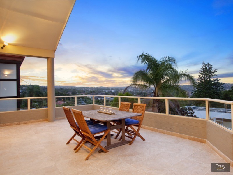 33 Undercliffe Street, Dee Why NSW 2099