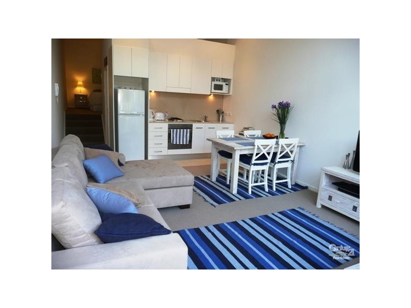 5003/10 Sturdee Parade, Dee Why NSW 2099