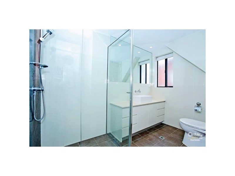 2/139 Pacific Parade, Dee Why NSW 2099