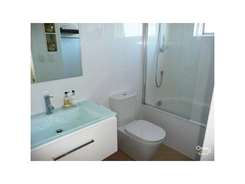 2/29 Lagoon Street, Narrabeen NSW 2101