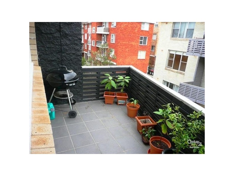 18/105 Oaks Avenue, Dee Why NSW 2099