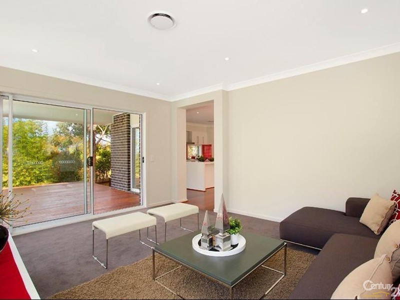 9B Rayner Avenue, Narraweena NSW 2099