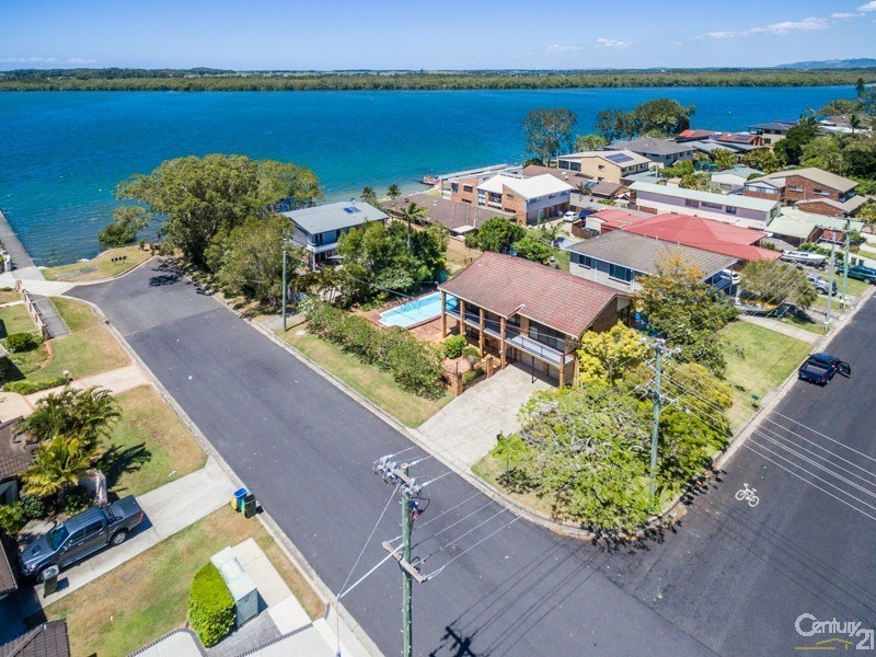 2 Riverside Drive, West Ballina NSW 2478