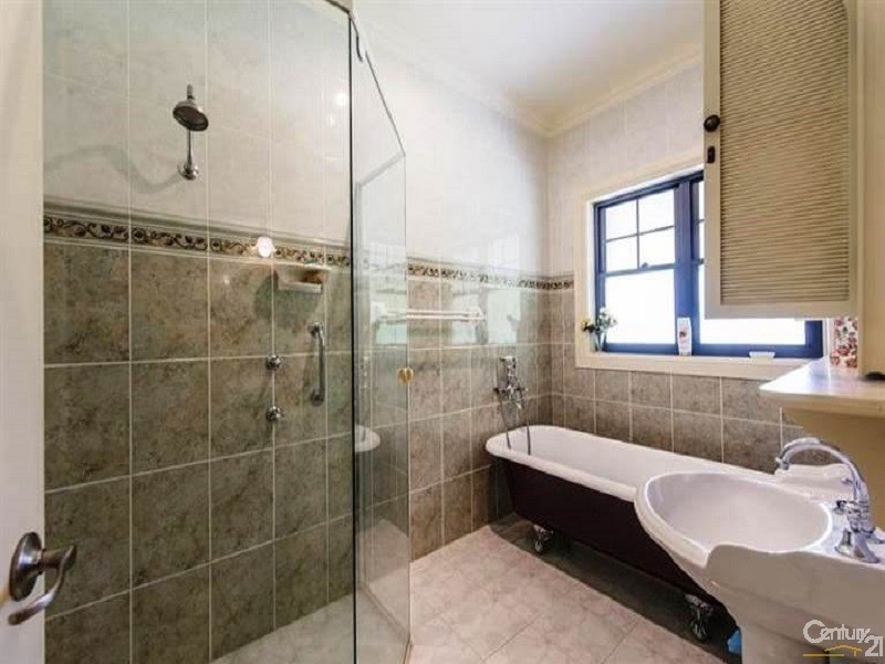 60 Micalo Road, Micalo Island NSW 2464