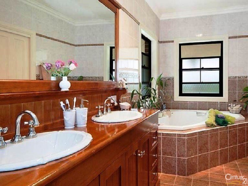 60 Micalo Road, Micalo Island NSW 2464