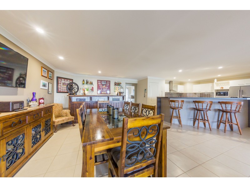 11 Lindsay Avenue, Cumbalum NSW 2478