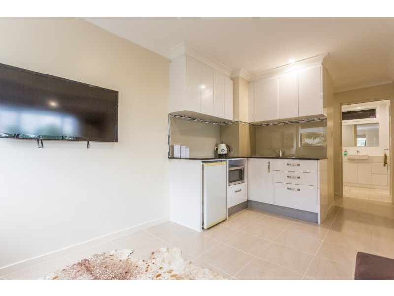 11 Lindsay Avenue, Cumbalum NSW 2478