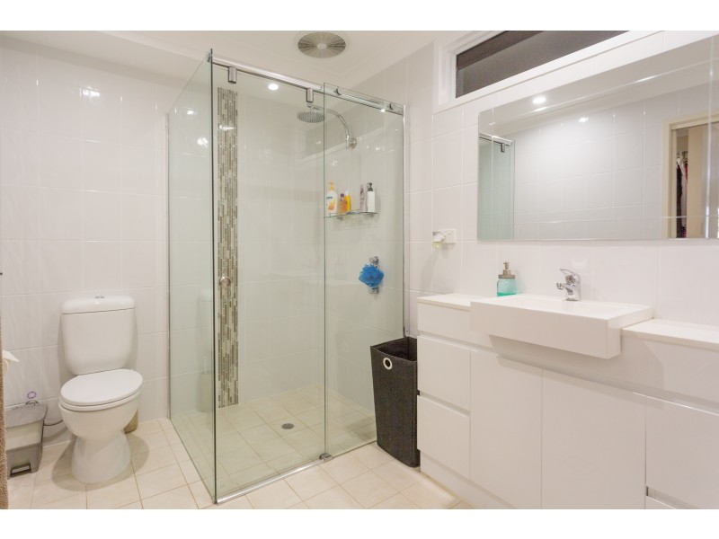 11 Lindsay Avenue, Cumbalum NSW 2478