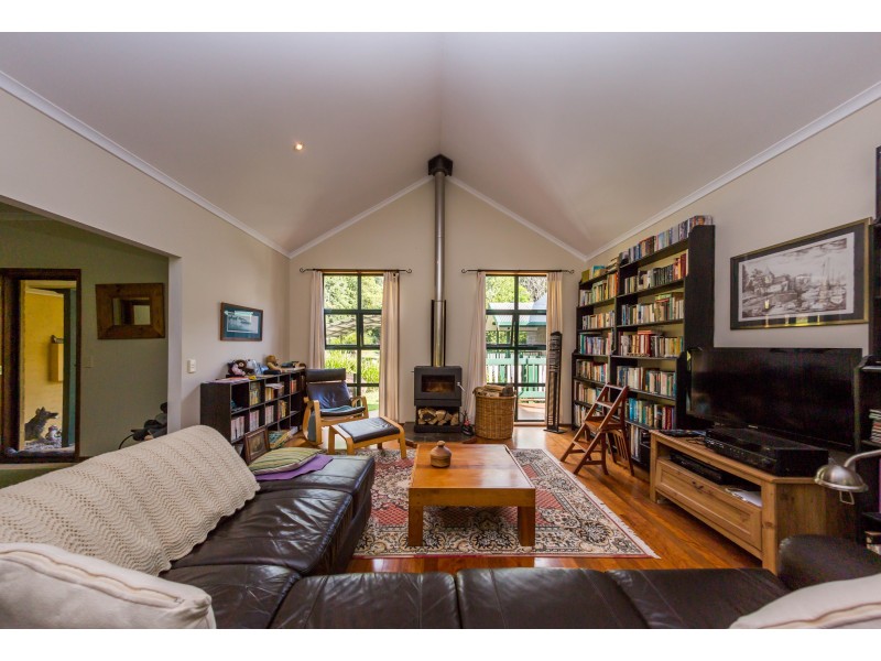 27 Bundara Park Drive, Tuckombil NSW 2477