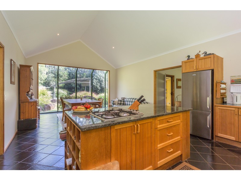27 Bundara Park Drive, Tuckombil NSW 2477