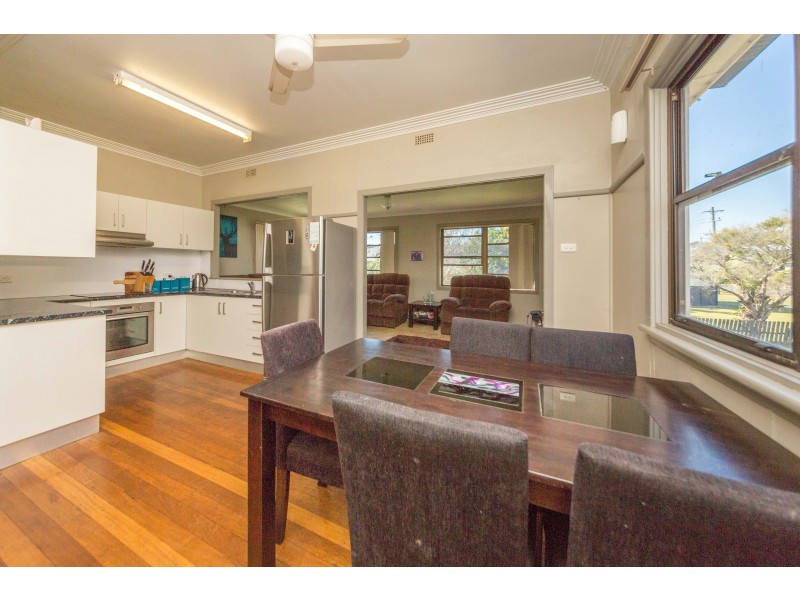 22 Maloney Avenue, South Lismore NSW 2480