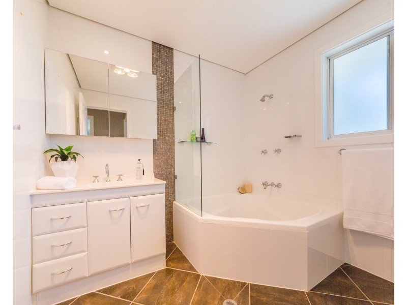 Mcleans Ridges NSW 2480