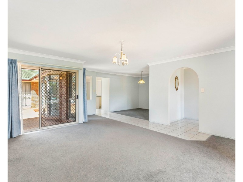 11 Cerreto Circuit, Wollongbar NSW 2477