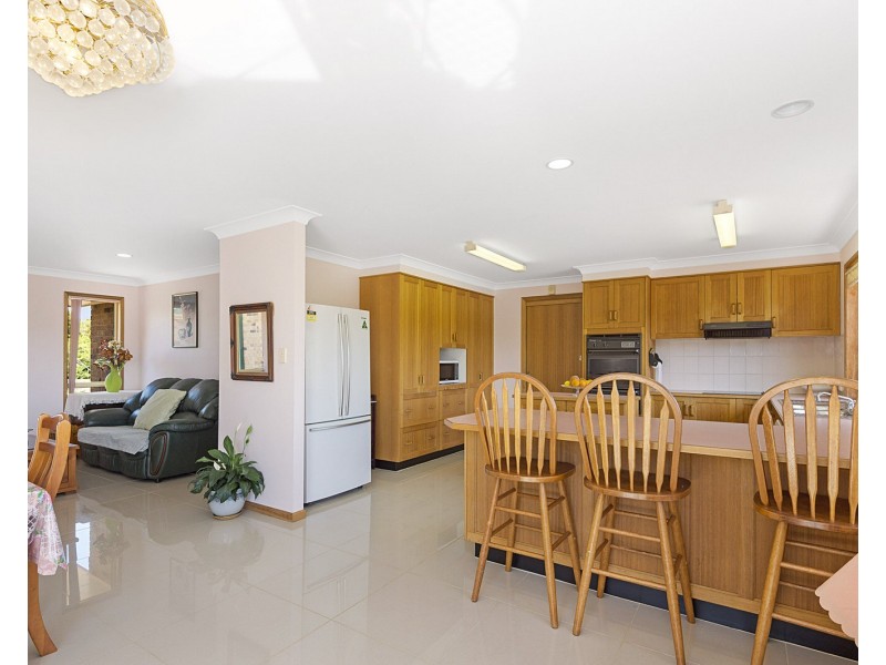 26 Highview Crescent, Modanville NSW 2480