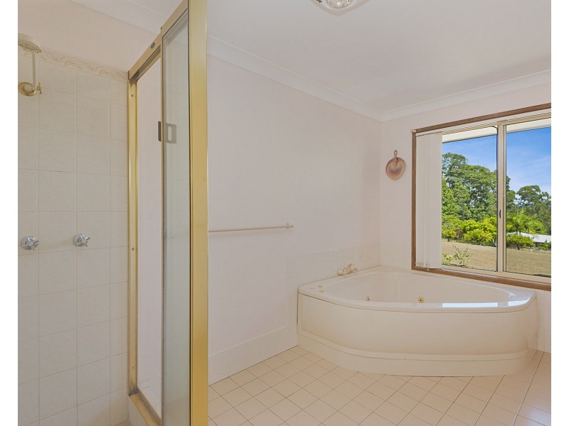 26 Highview Crescent, Modanville NSW 2480