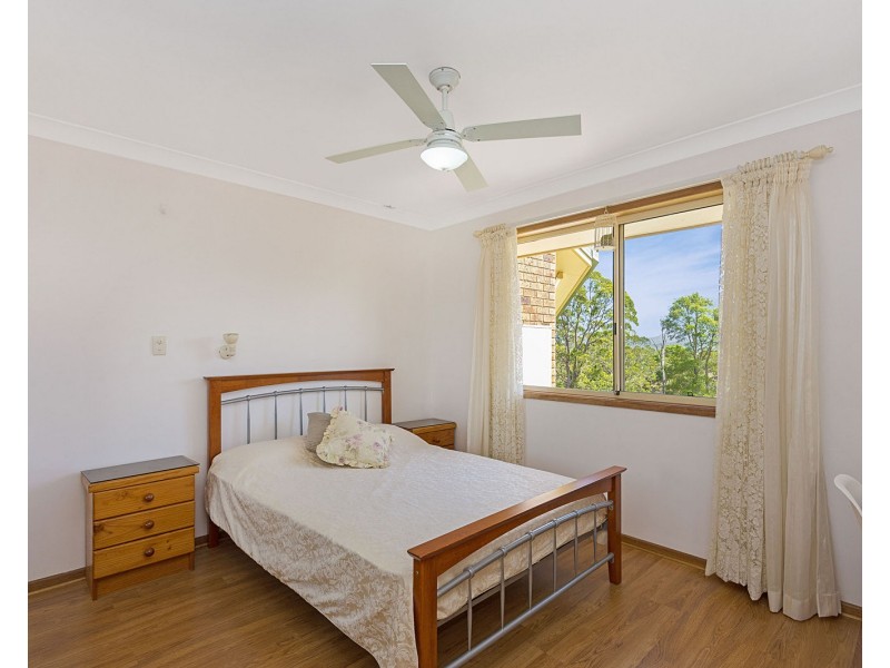 26 Highview Crescent, Modanville NSW 2480
