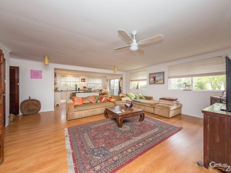 2 Simpson Ave, Wollongbar NSW 2477