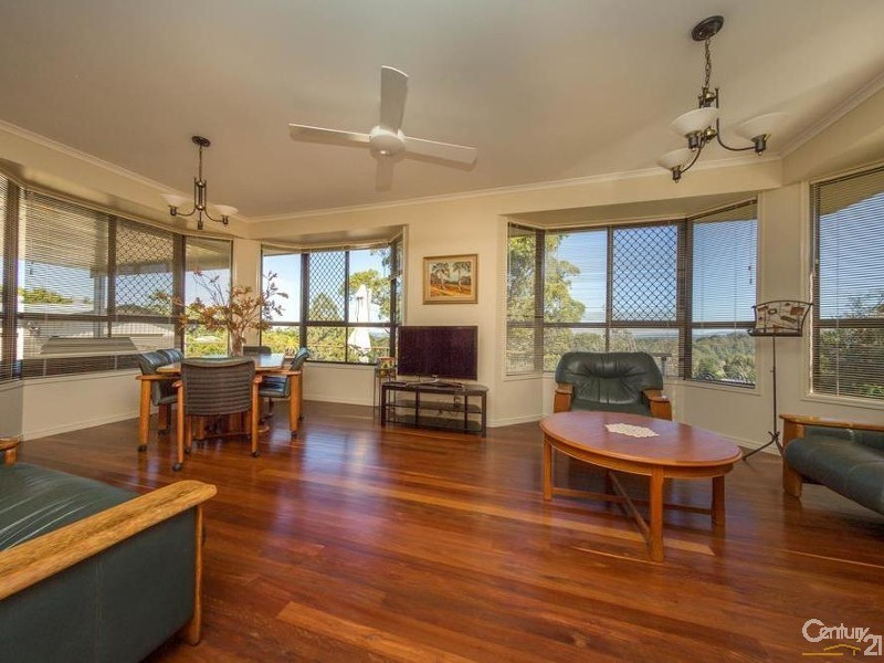 35 Funnell Drive, Modanville NSW 2480