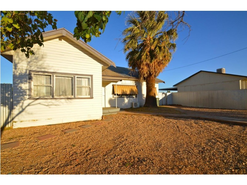 223 Clarke Street, Broken Hill NSW 2880