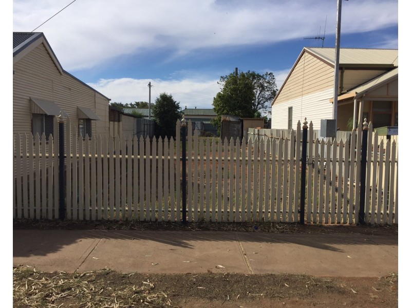 352 Wolfram Street, Broken Hill NSW 2880