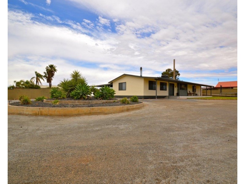 117 – 119 Cummins Lane, Broken Hill NSW 2880