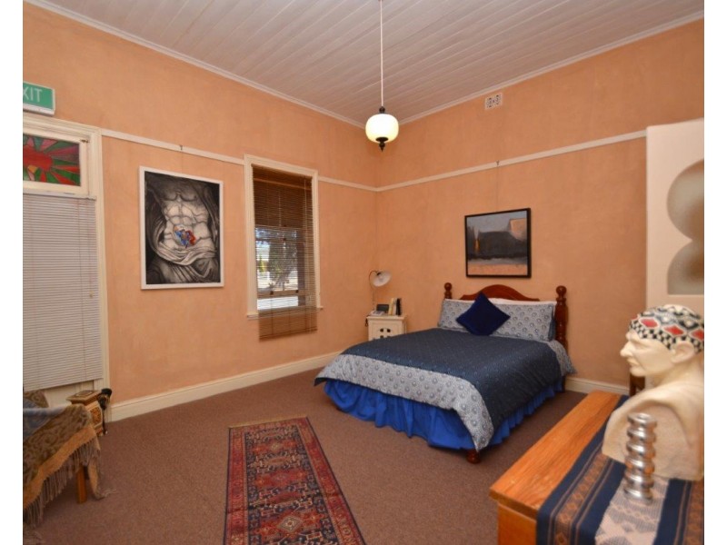 233 Rowe Street, Broken Hill NSW 2880