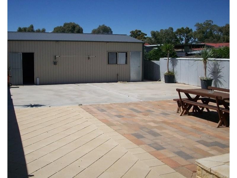 327 Mica Street, Broken Hill NSW 2880