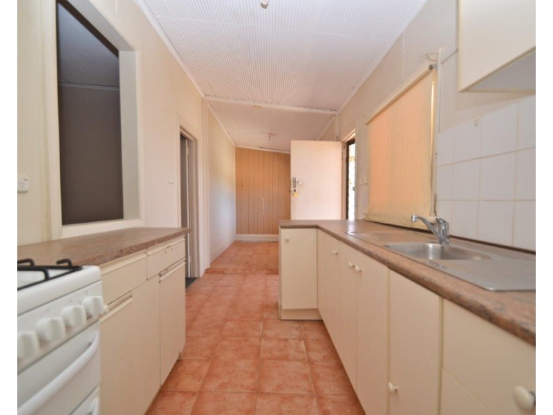 77 Creedon Street, Broken Hill NSW 2880