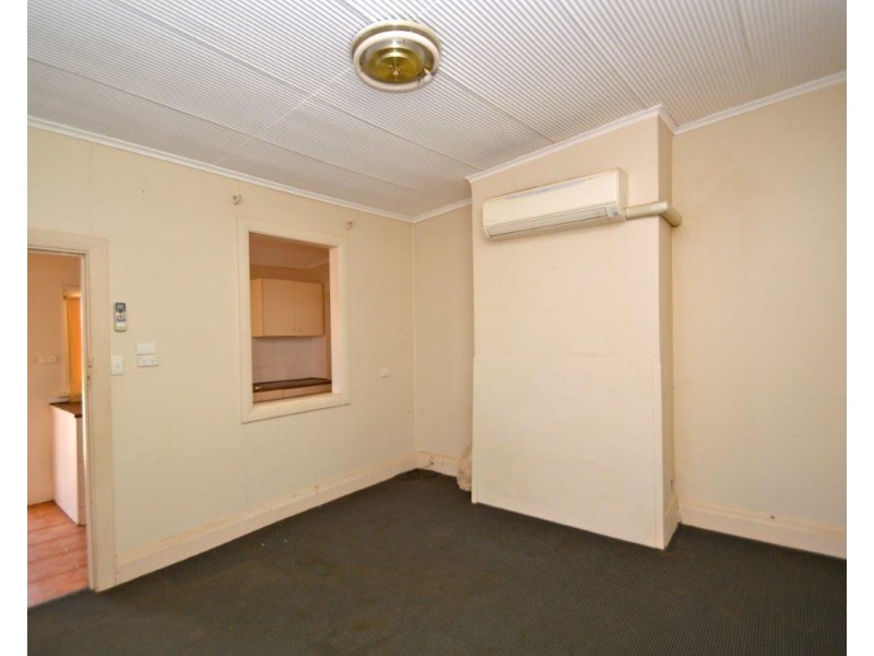 77 Creedon Street, Broken Hill NSW 2880