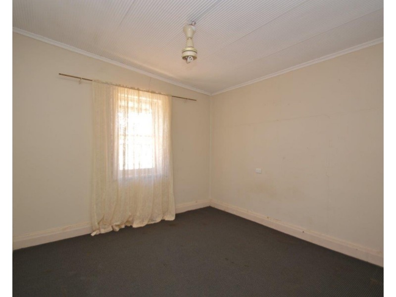 77 Creedon Street, Broken Hill NSW 2880