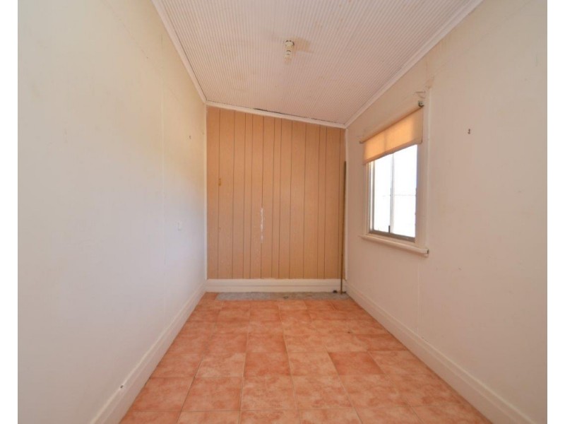 77 Creedon Street, Broken Hill NSW 2880