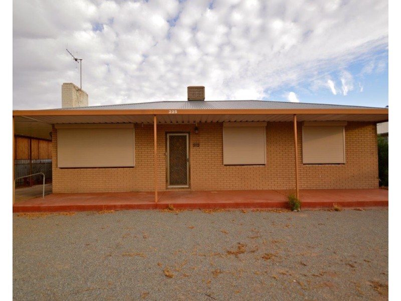 225 Duff Street, Broken Hill NSW 2880